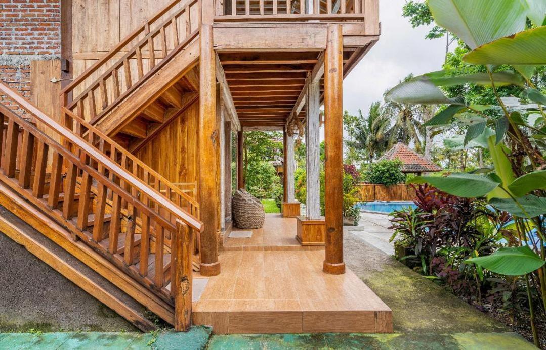 Peraja Bungalows Loyok Sangyang Extérieur photo