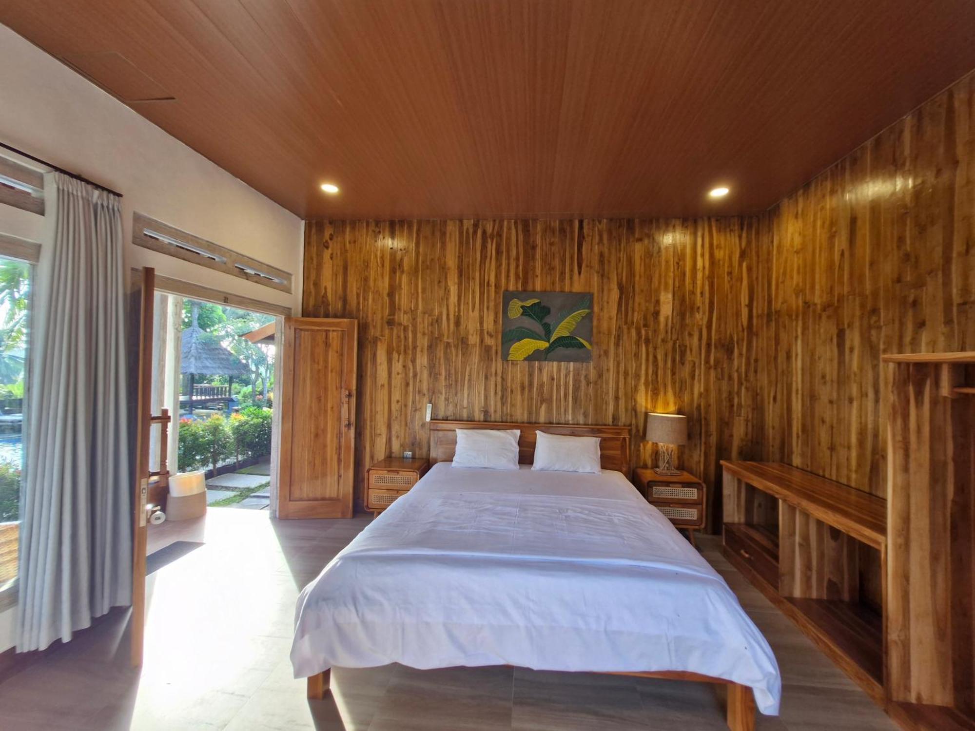 Peraja Bungalows Loyok Sangyang Chambre photo
